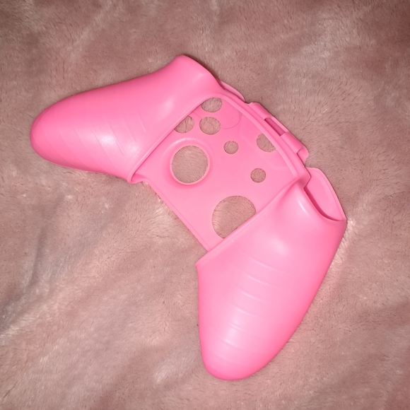 Pink Skin For Xbox One Controller - Picture 2 of 2